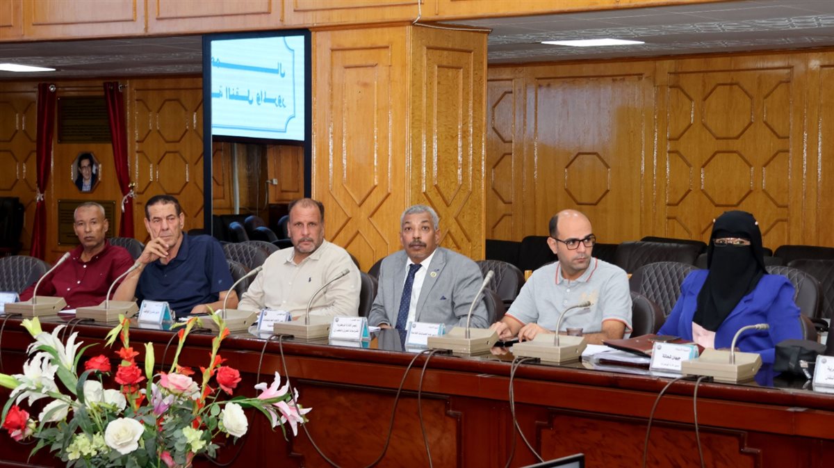 جانب من الاجتماع، فيتو