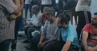 دموع تحت الركام....أب يفقد زوجته وابنته وابنه في لحظات بالشرقية،فيتو