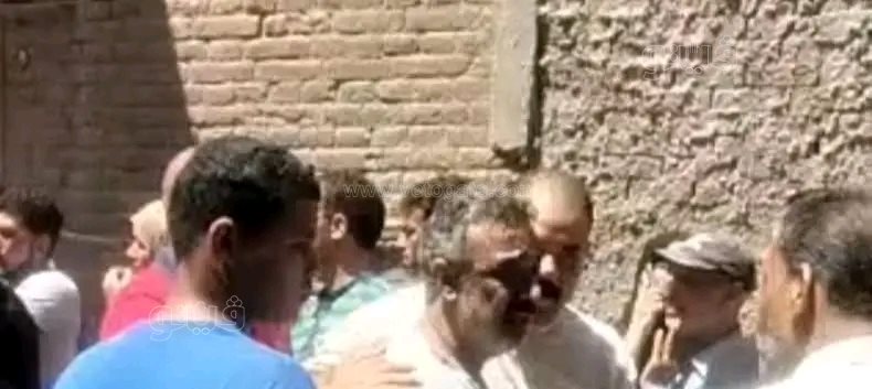 دموع تحت الركام....أب يفقد زوجته وابنته وابنه في لحظات بالشرقية،فيتو