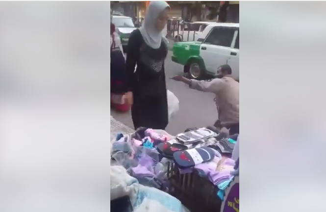 متسول يتحرش بالسيدات، فيتو