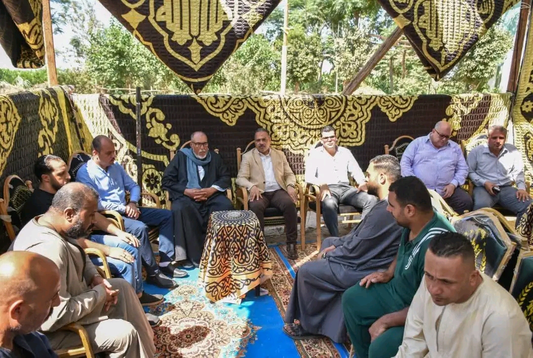 عزاء ضحايا عقار الزقازيق،فيتو