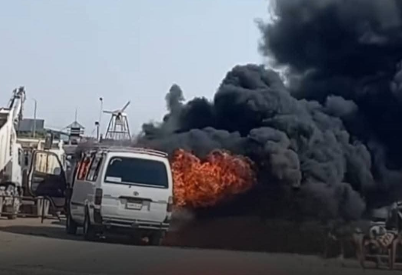 حريق ميكروباص على طريق الإسماعيلية الصحراوي