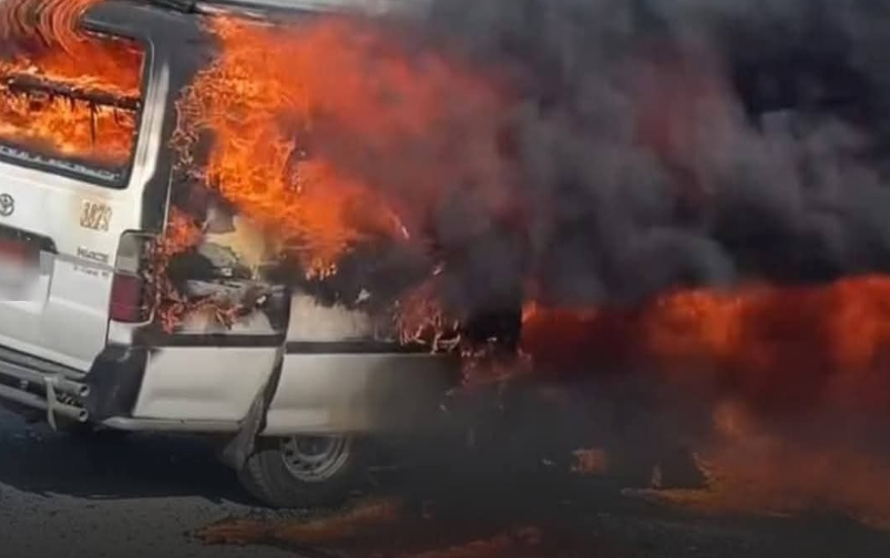 حريق ميكروباص على طريق الإسماعيلية الصحراوي