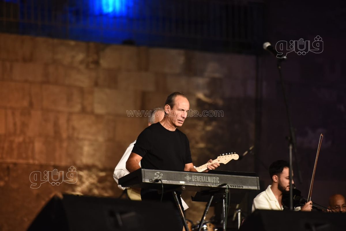 حفل مدحت صالح (22)