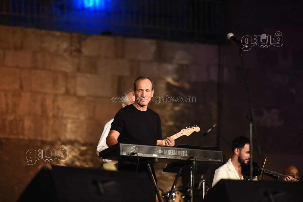 حفل مدحت صالح (37)