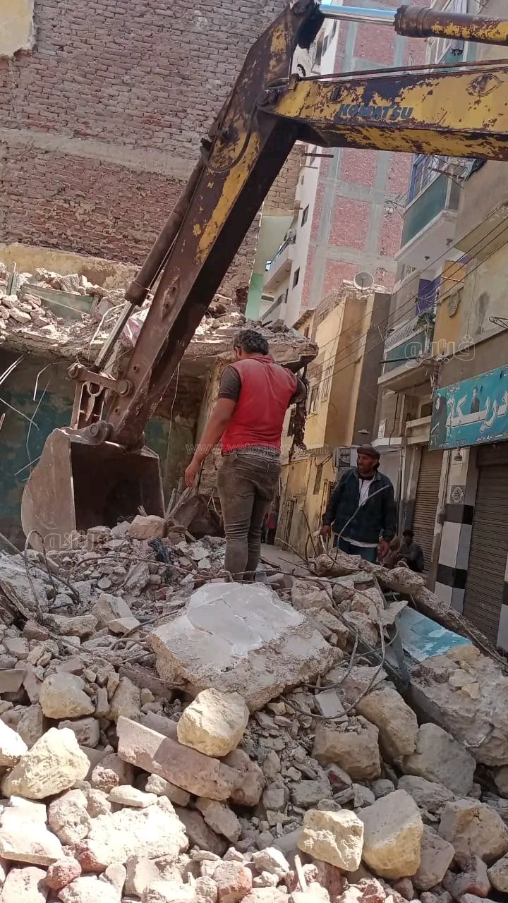 بعد كارثة الزقازيق..الشرقية تتحرك لإنقاذ السكان من عقارات الموت،فيتو