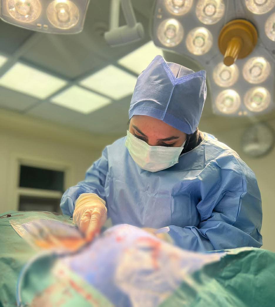 جانب من اجراء الجراحة، فيتو