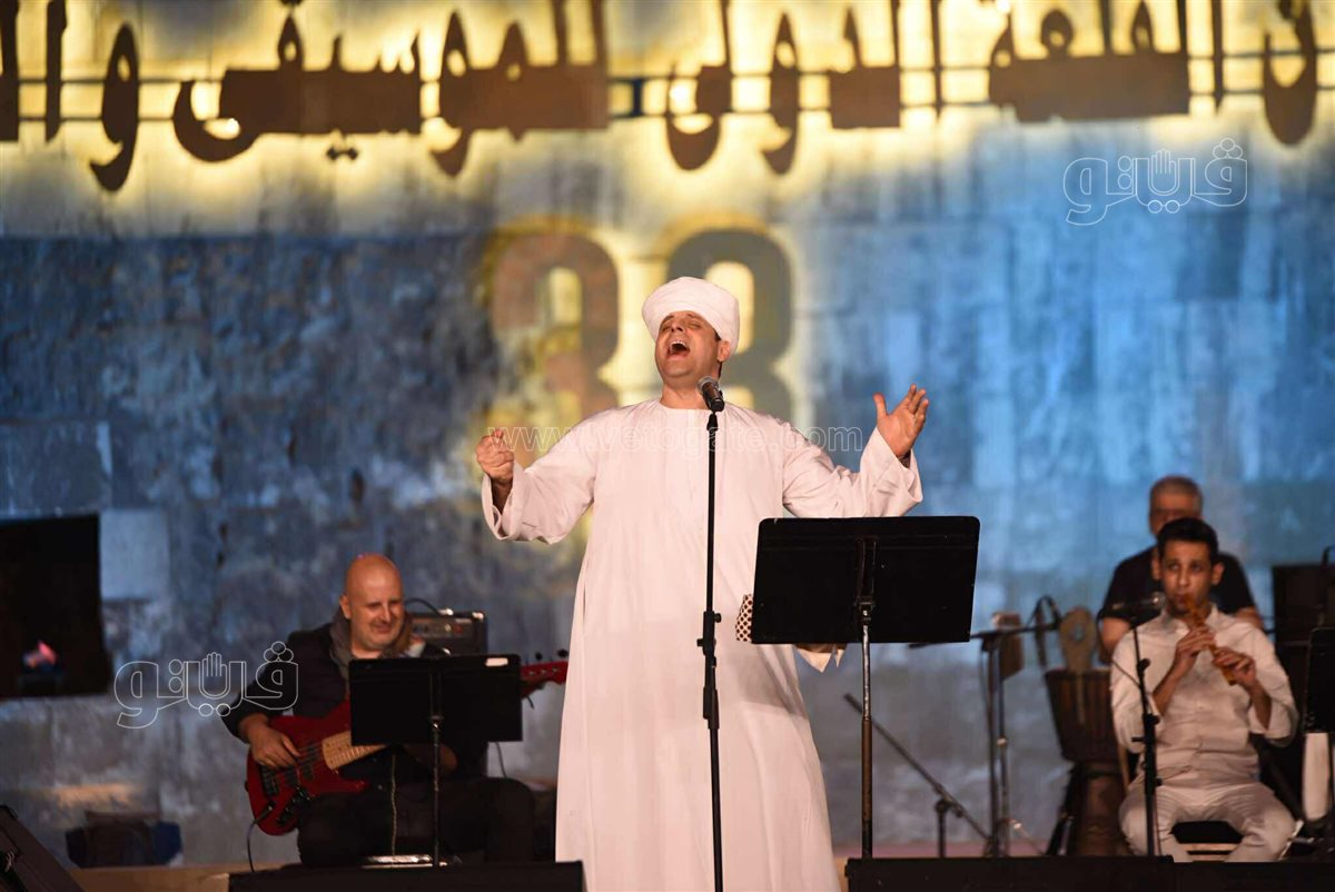 محمود التهامي يختتم حفلات مهرجان القلعة (10)