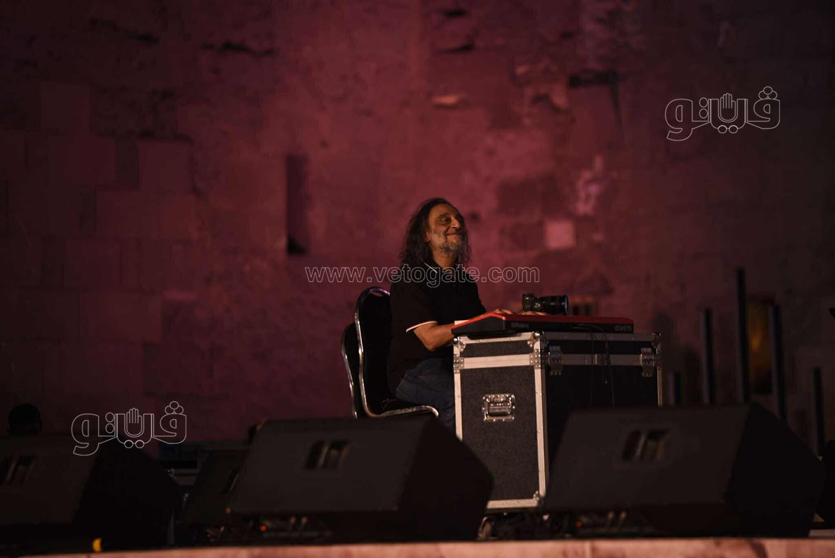 محمود التهامي يختتم حفلات مهرجان القلعة (12)