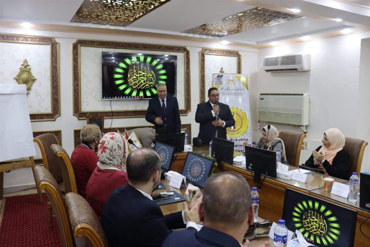 البرنامج التدريبي للمرشحين لقيادة المراكز البحثية&nbsp;