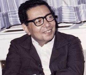 الكاتب أحمد بهاء الدين