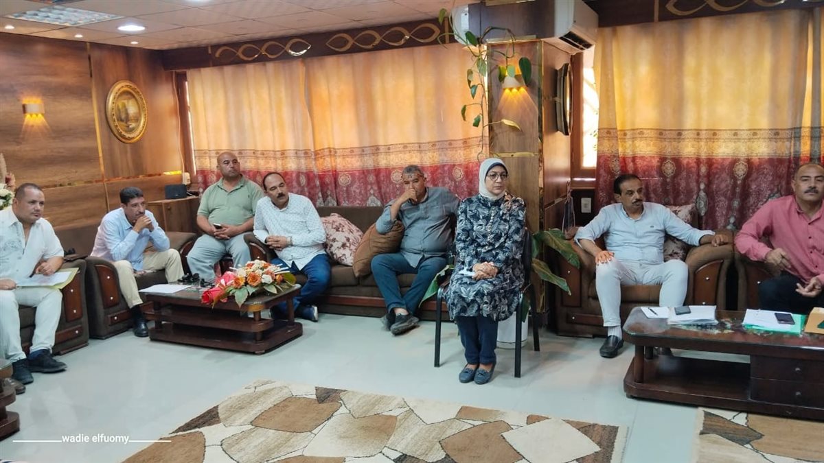 وكيل الوزارة يجتمع بمديري الادارات التعليمية