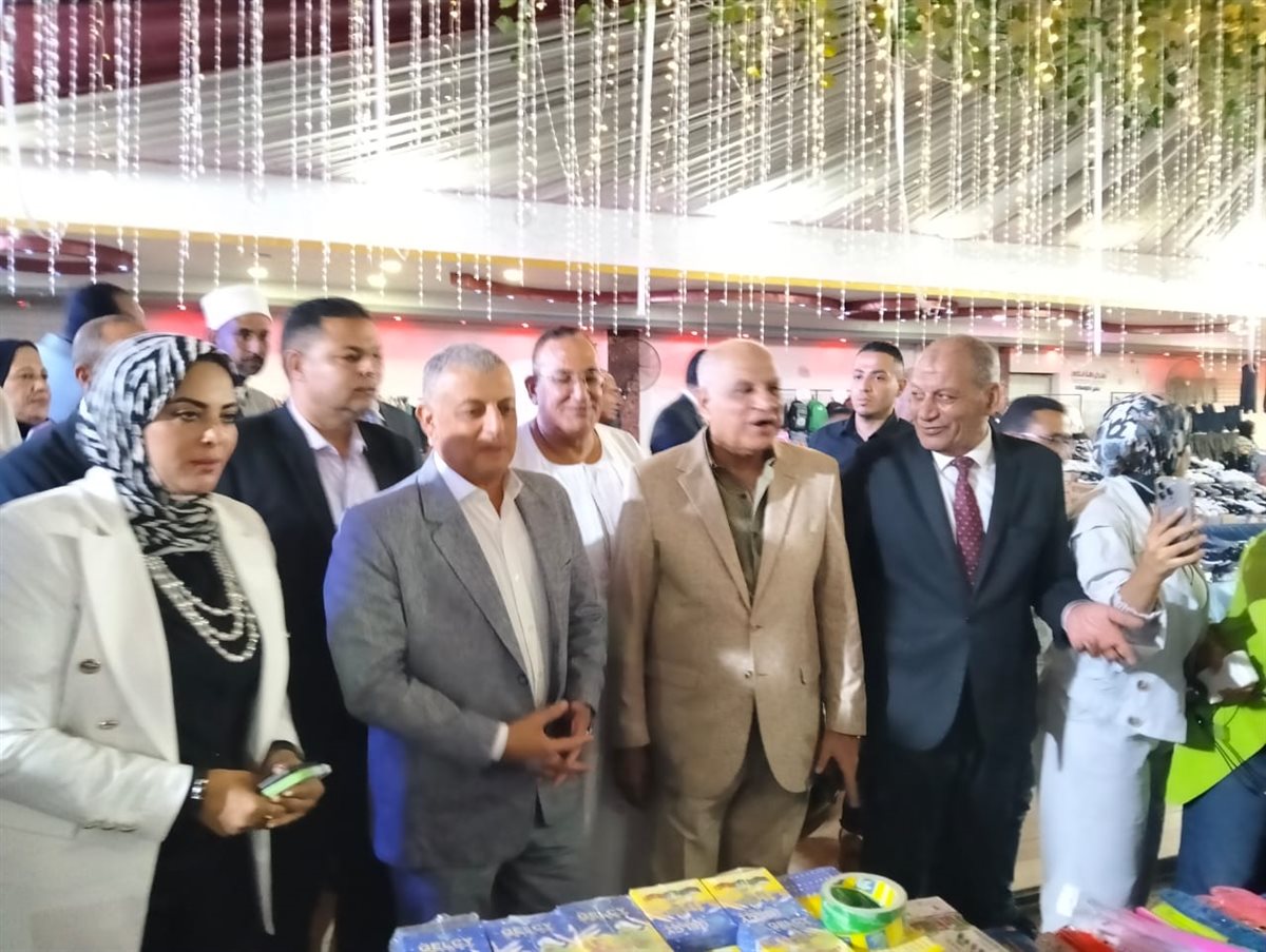 جانب من افتتاح المعرض، فيتو