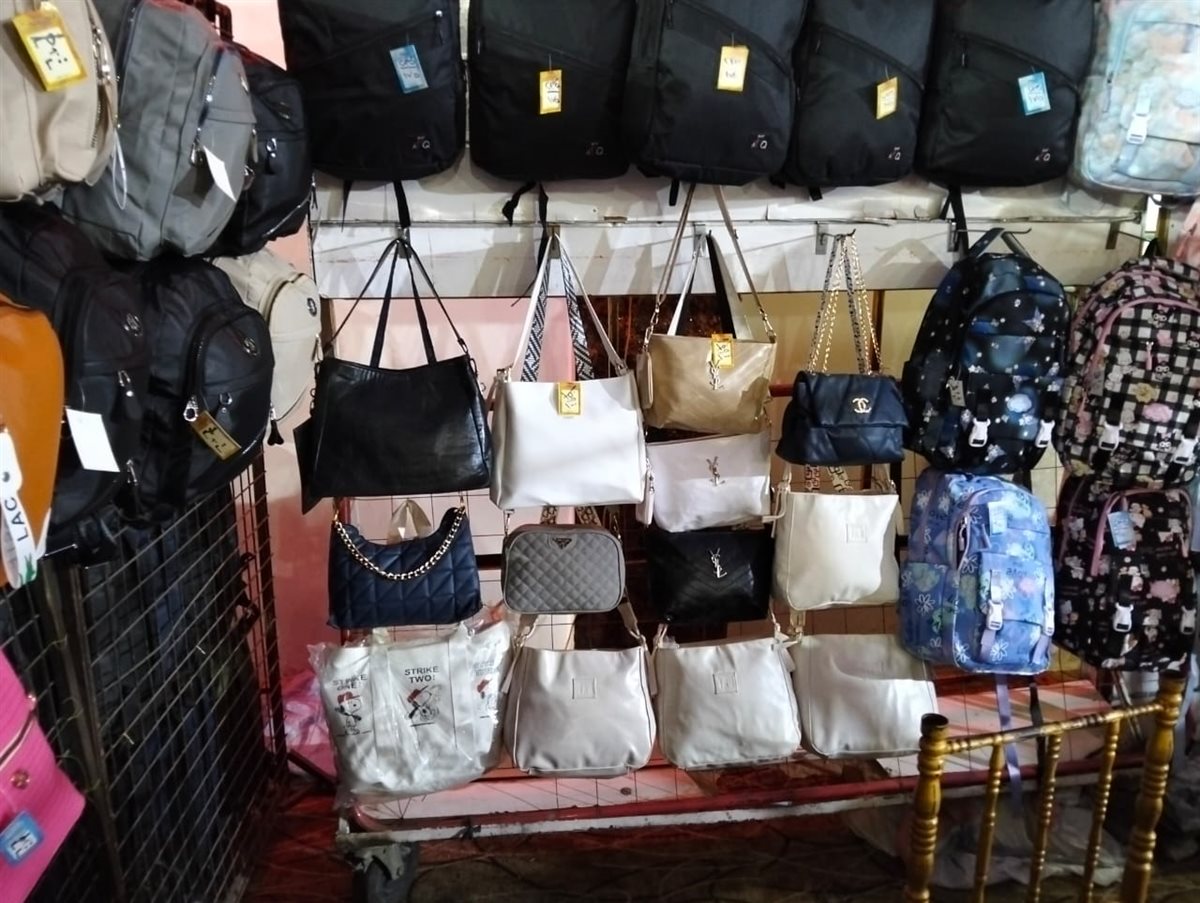 جانب من افتتاح المعرض، فيتو