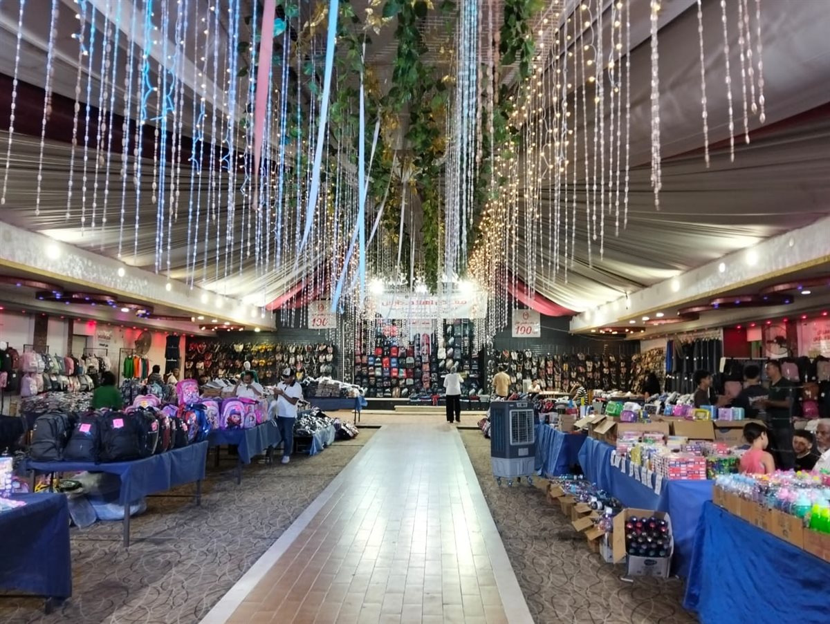 جانب من افتتاح المعرض، فيتو