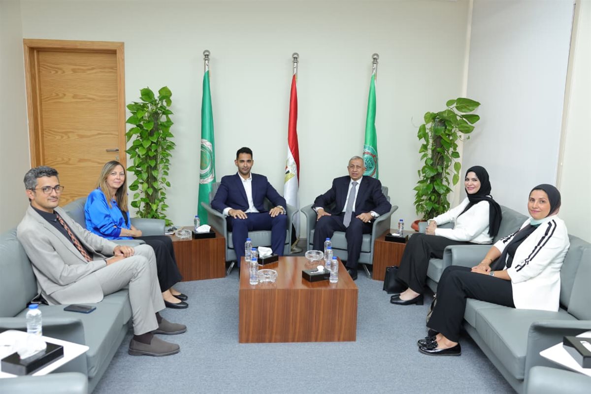 شراكة بين الأكاديمية العربية ومجلس التعليم الكندي