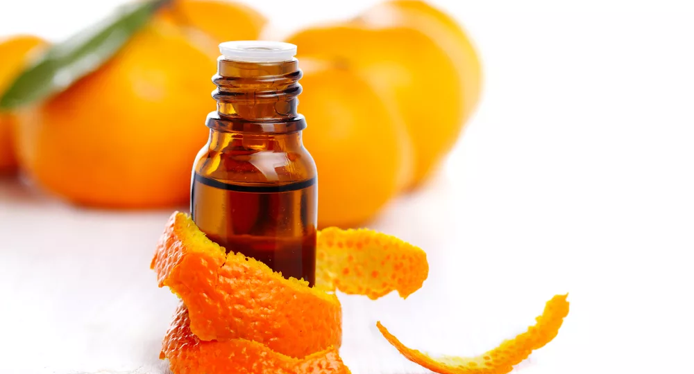 زيت قشر البرتقال للبشرة
