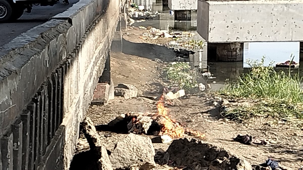 جانب من الحملة،فيتو