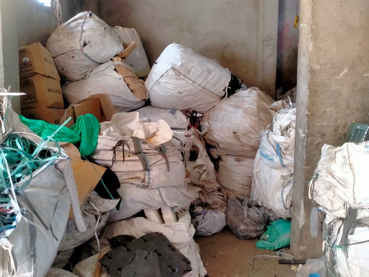 جانب من الحملة، فيتو