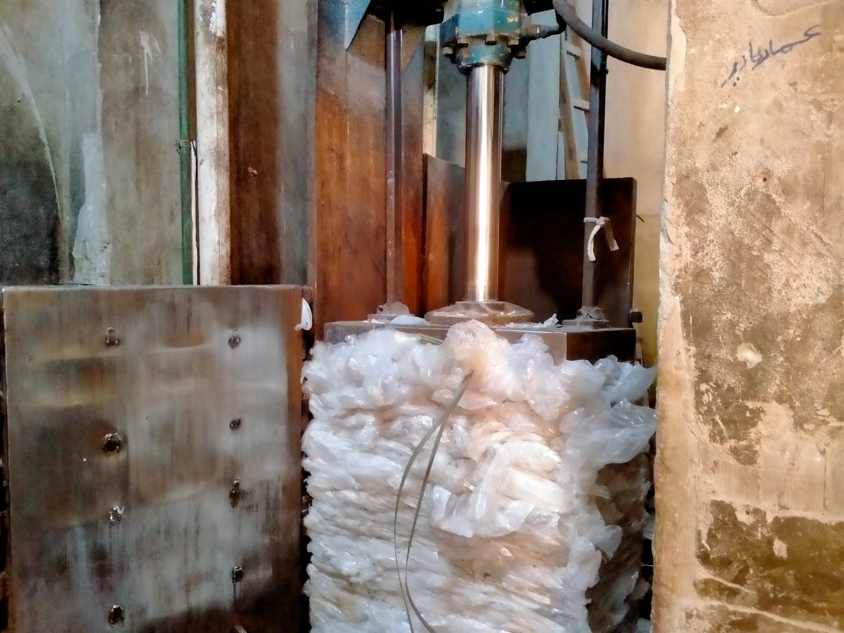 جانب من الحملة، فيتو