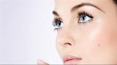 سيروم طبيعي لتفتيح البشرة ومقاومة التجاعيد 