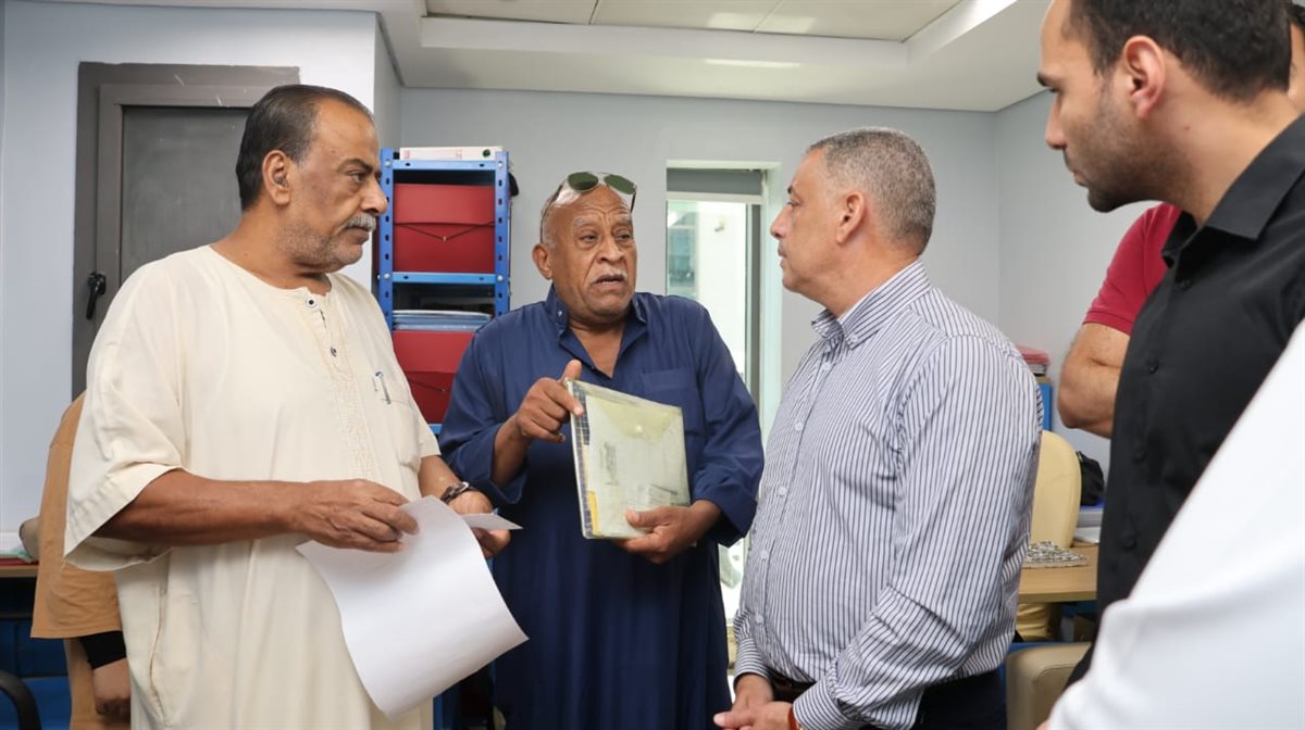 جانب من جولة محافظ الإسماعيلية، فيتو