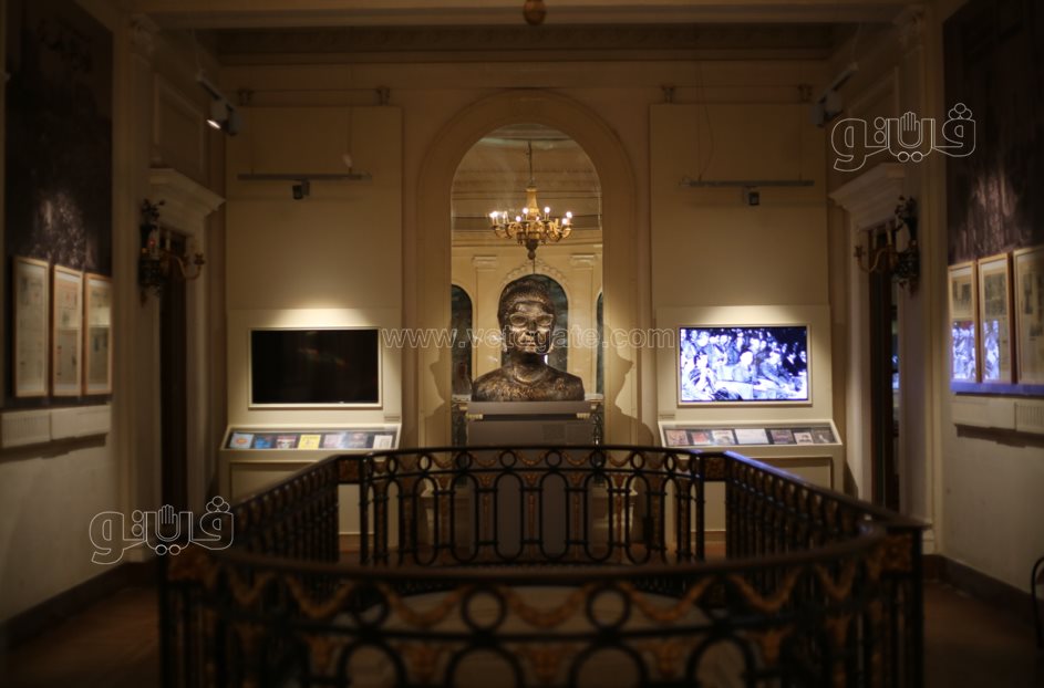  معرض فني يروي حكاية أم كلثوم من الميلاد إلى مساندة الجيش (35)