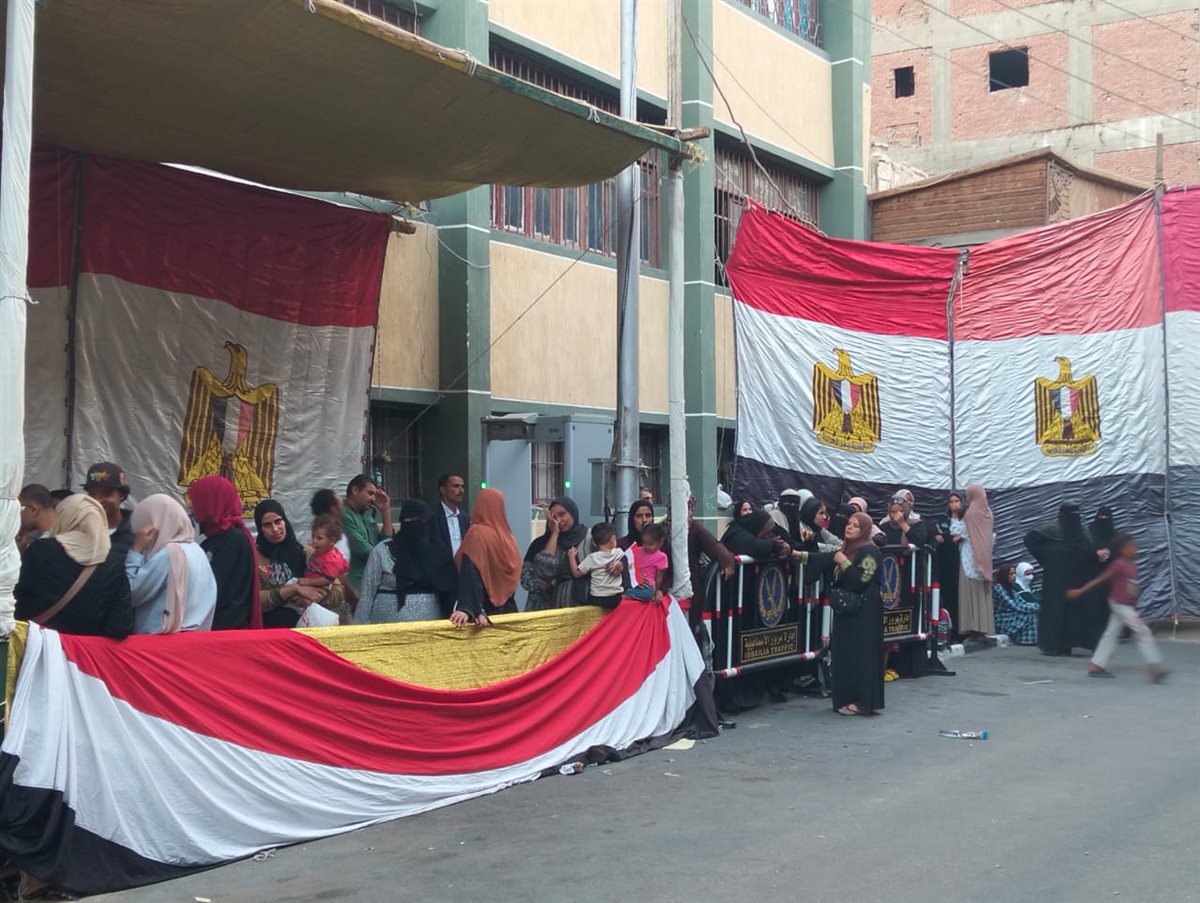 إقبال الناخبين في الفترة المسائية، فيتو