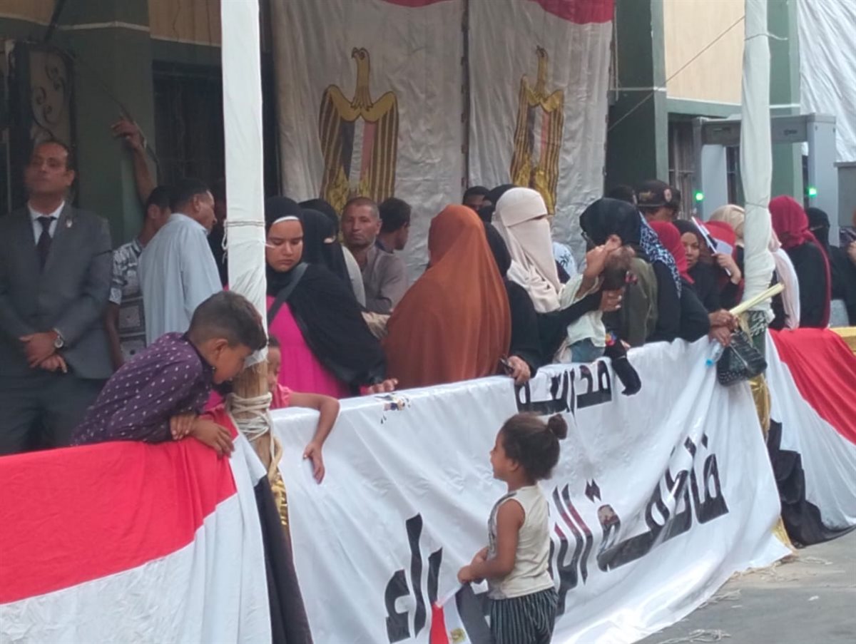 إقبال الناخبين في الفترة المسائية، فيتو