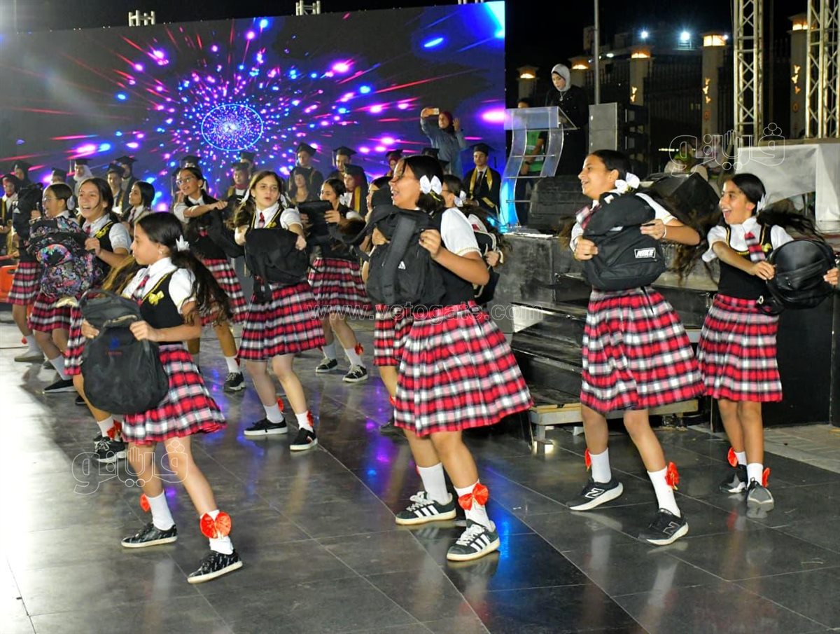 احتفاليه محافظة بورسعيد لتكريم الطلاب والطالبات الاوائل، فيتو