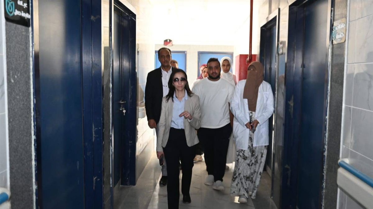 محافظ البحيرة خلال جولة تفقدية بوادي النطرون، فيتو