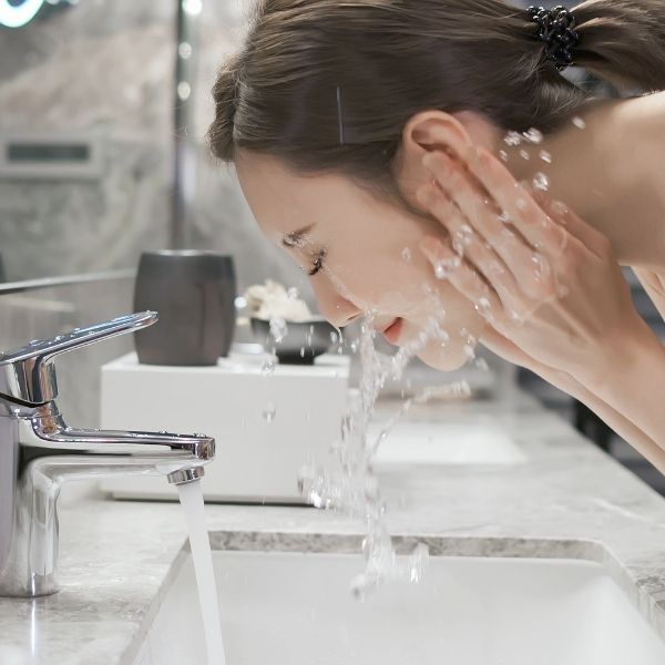 اغسلي وجهك جيدا