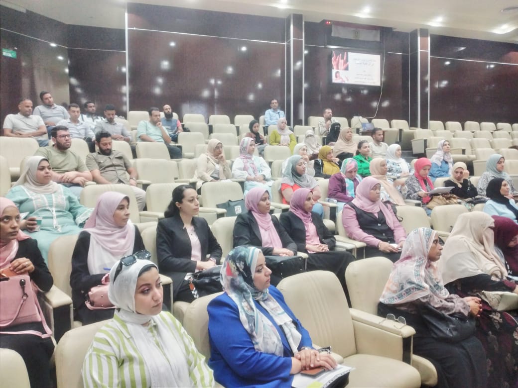 جانب من فعاليات الندوة، فيتو