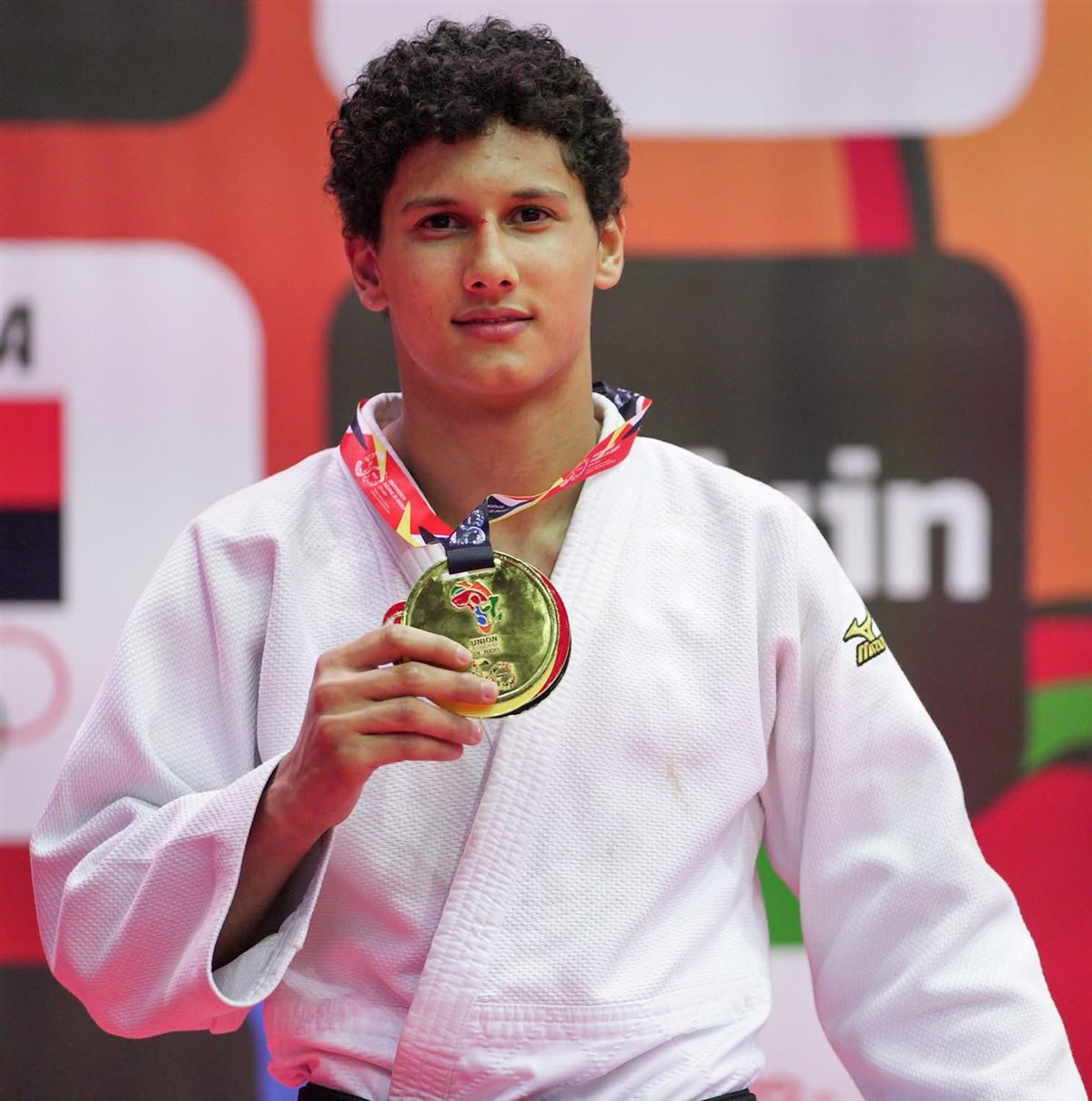 يوسف السيد، فيتو