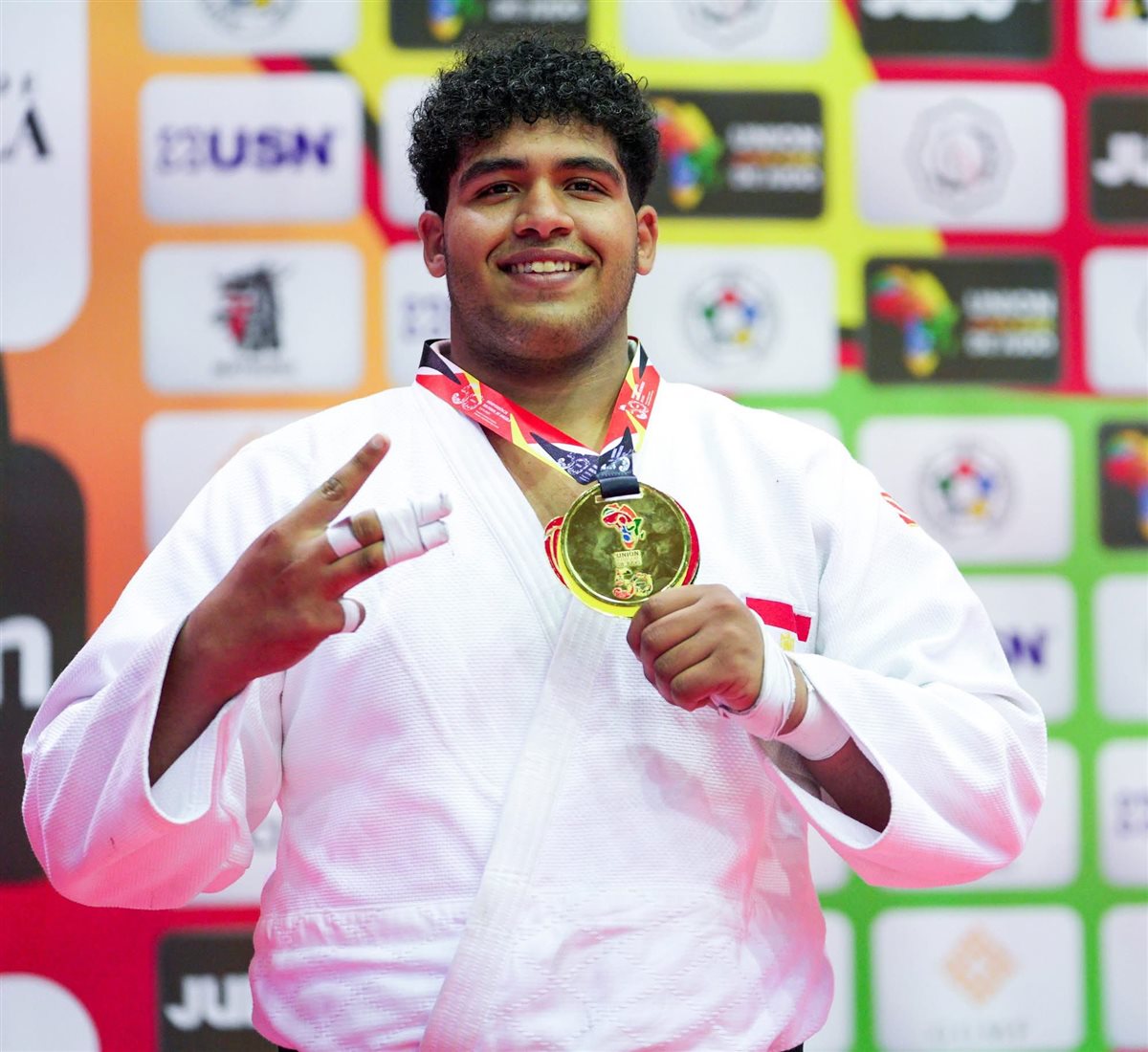 عبدالله حمدي، فيتو