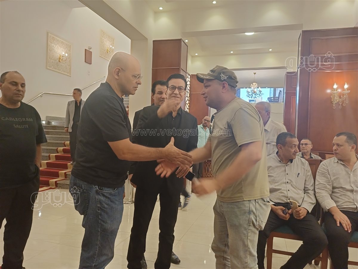 عزاء والدة الفنان خالد بيومي،فيتو،