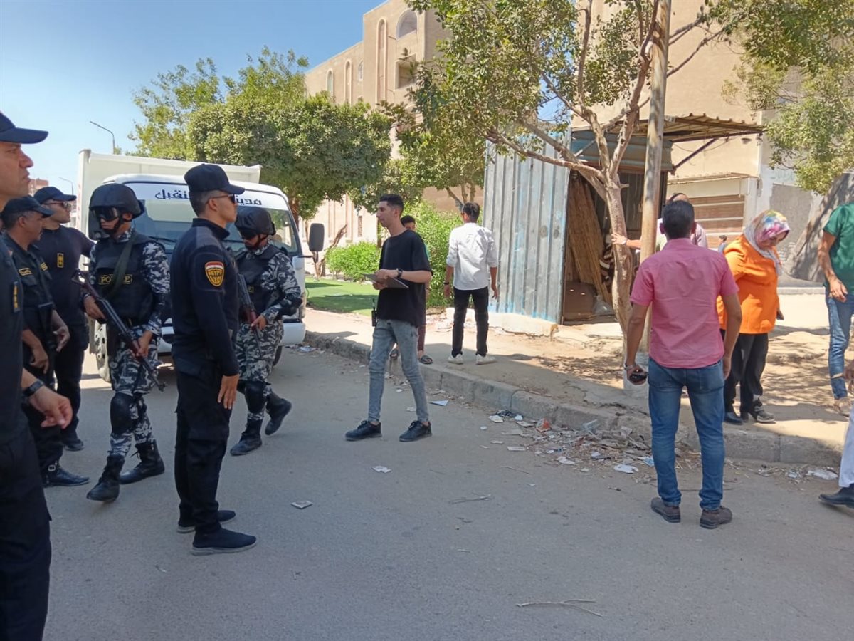 جانب من الحملة، فيتو