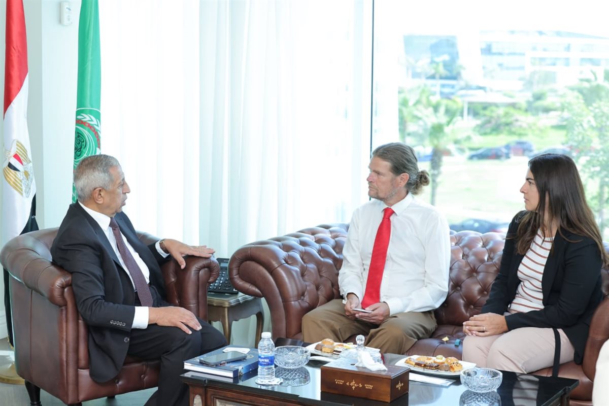 إطلاق مبادرة كامبريدج للتحول الرقمي