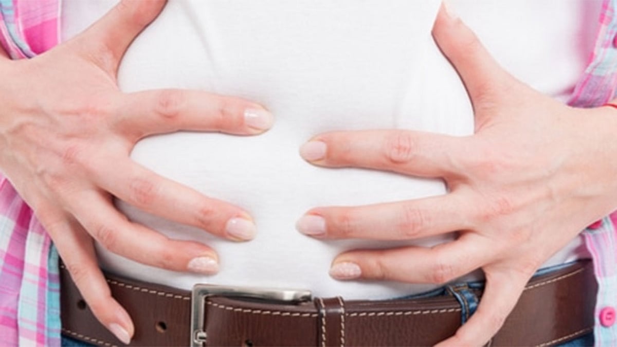 أعشاب لعلاج انتفاخ البطن