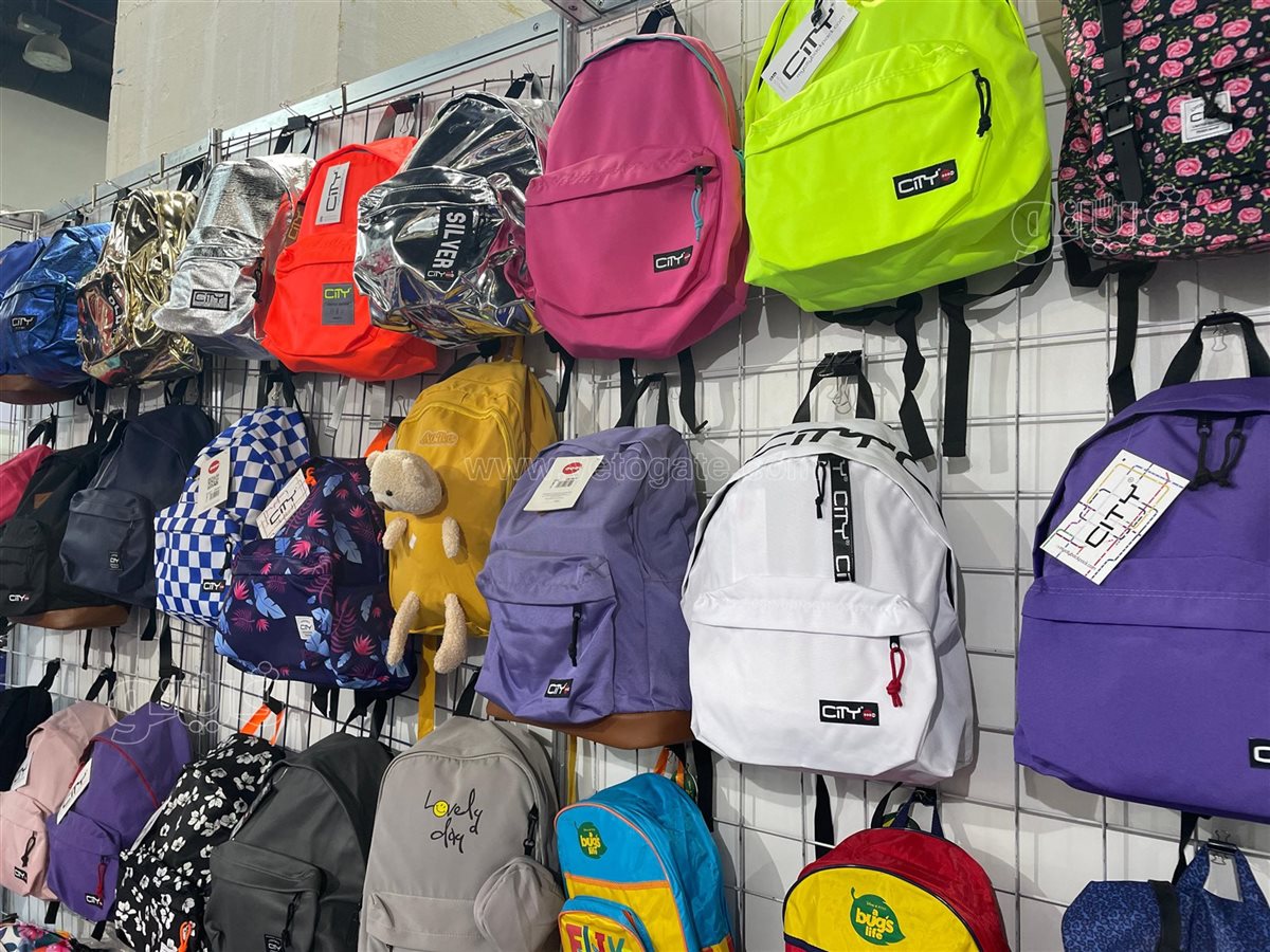 أسعار شنط المدارس 2025 _ صورة أرشيفية- فيتو