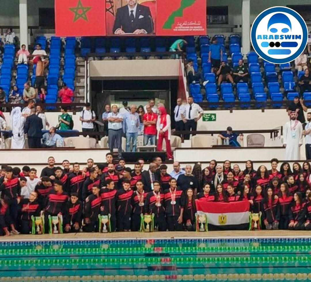 أشرف صبحي يهنئ السباحة بالتتويج بلقب البطولة العربية للألعاب المائية