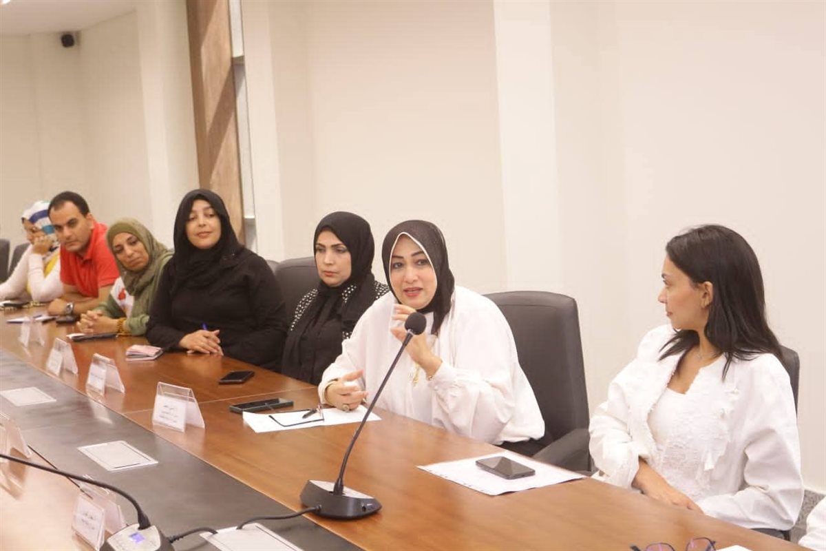 المهندسة شيماء الصديق نائب المحافظ تعقد اجتماعا  بخصوص جولات 