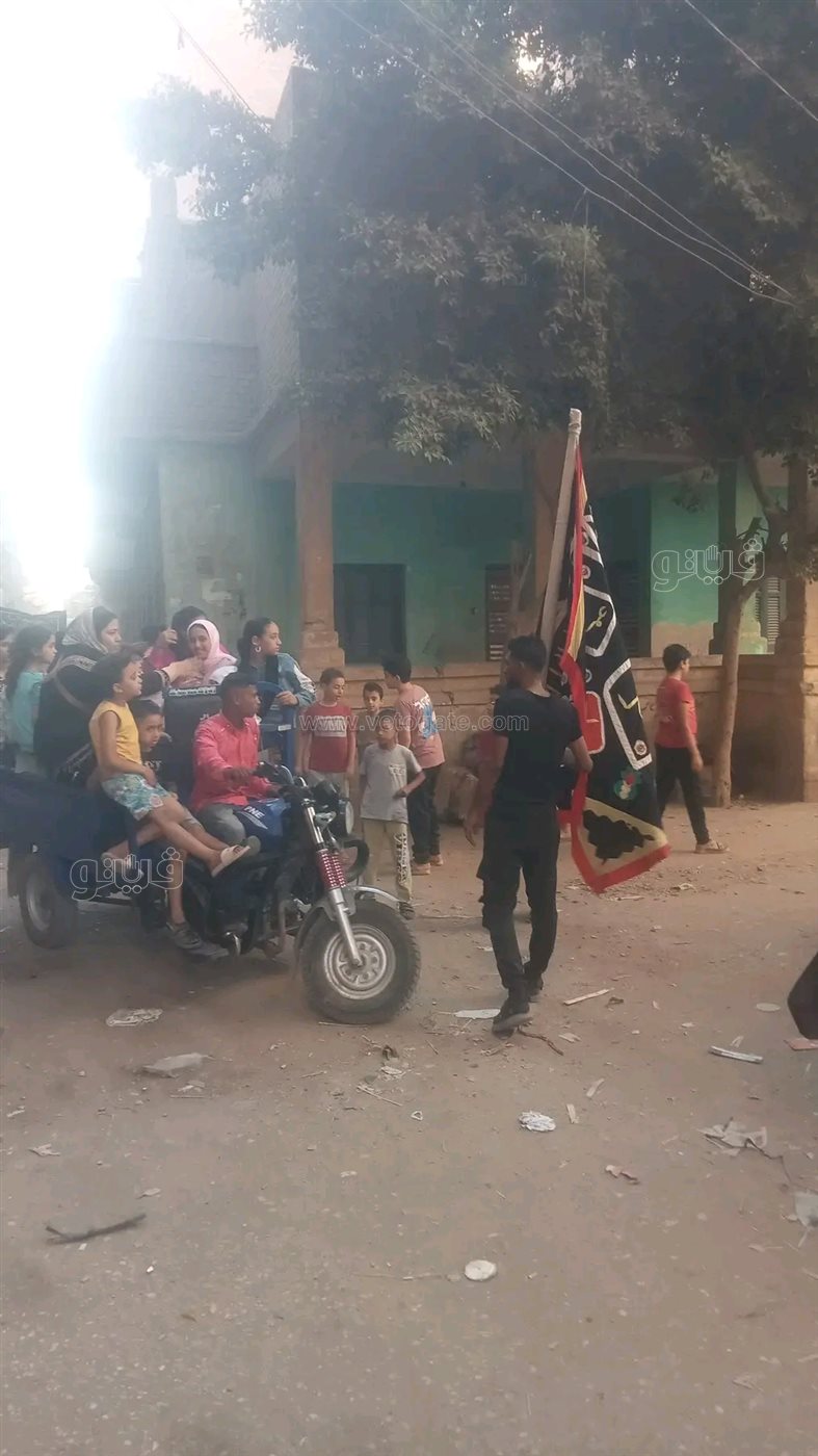 بالأعلام والطبل والمزمار..كفر الحصر بالشرقية تحتفل بالمولد النبوي في أجواء روحانية وشعبية،فيتو