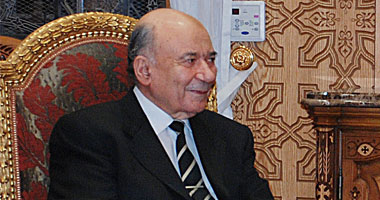 الدكتور يوسف والى 