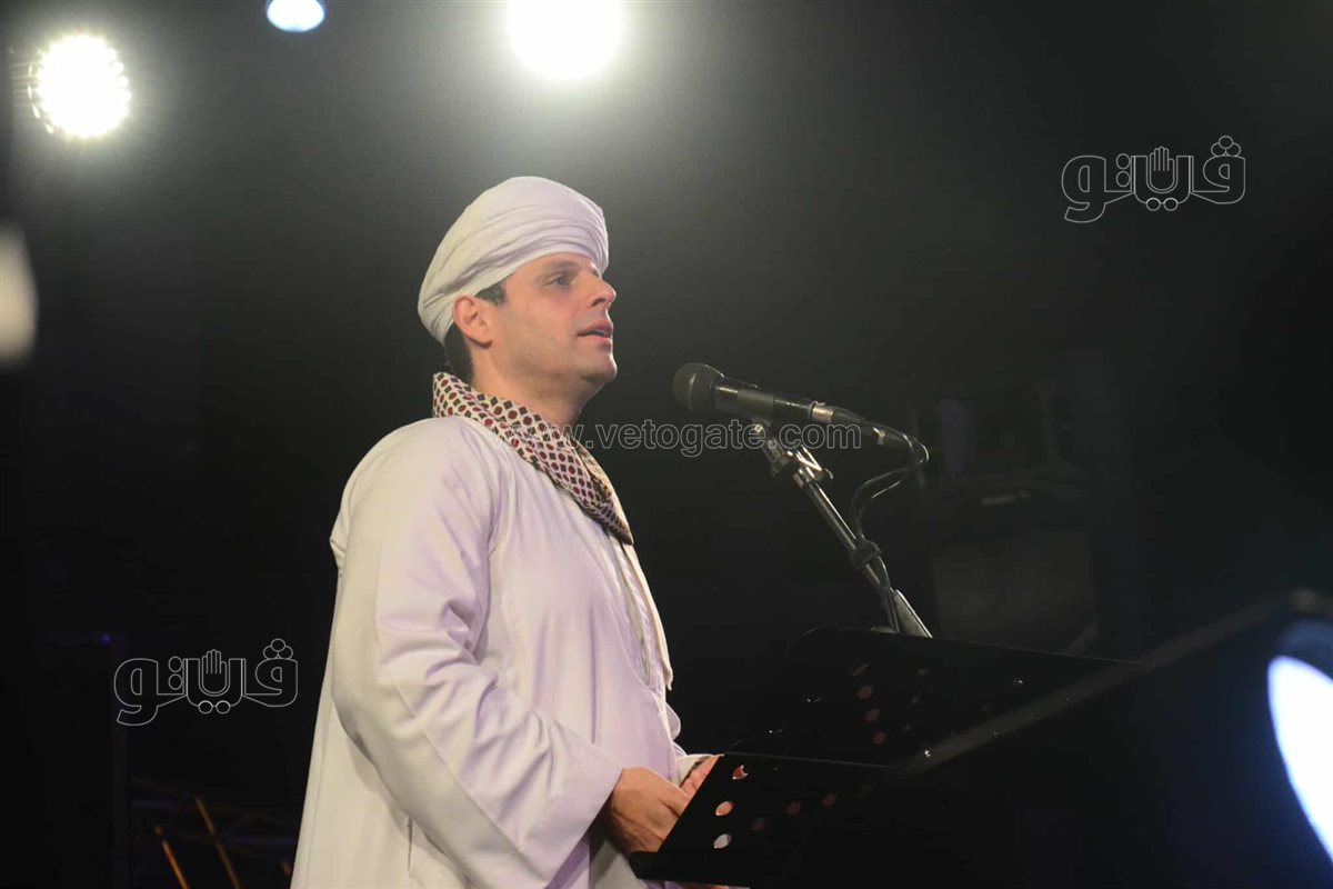 محمود التهامي يبدع بـ أكاد من فرط الجمال أذوبُ في احتفال مولد النبوي (16)