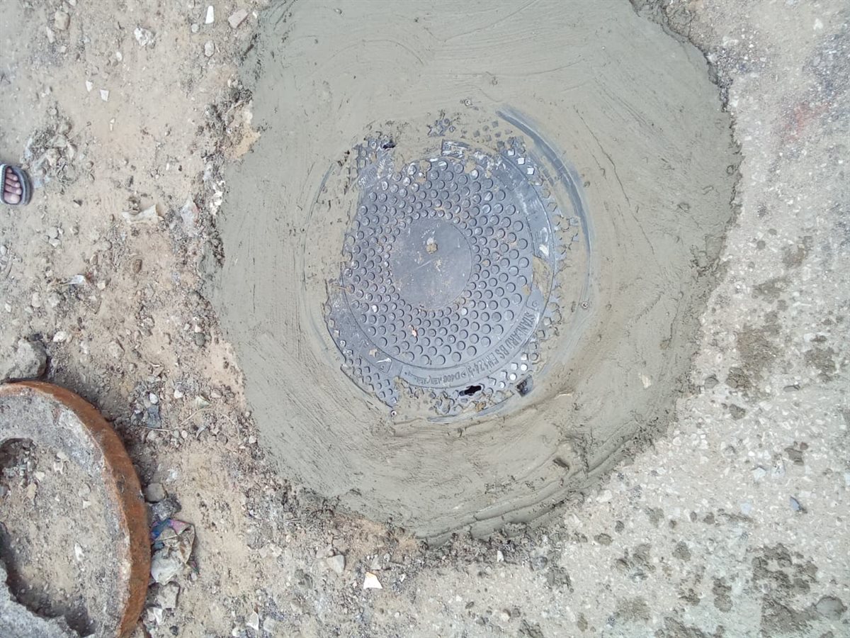 جانب من أعمال تركيب الأغطية،فيتو