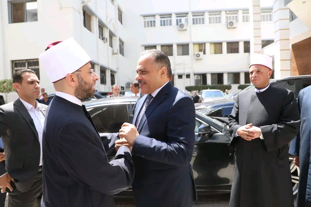 وزراء ومفتي الجمهورية يشاركون أهالي المحافظة وافتتاح 53 مشروعًا جديدًا،فيتو