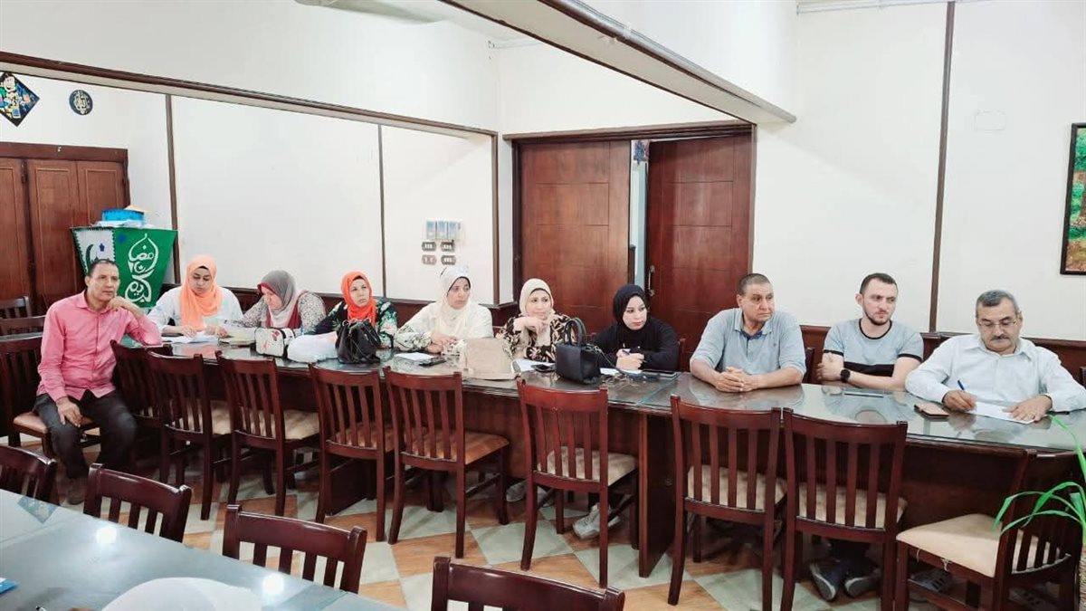 جانب من الاجتماع، فيتو