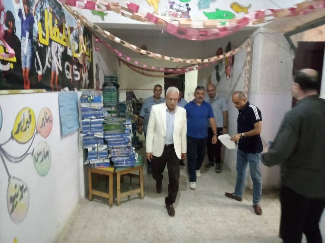 جانب من الاجتماع، فيتو