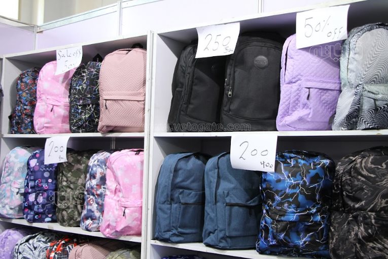  أسعار الشنط بمعرض أهلا مدارس مدينة نصر (11)